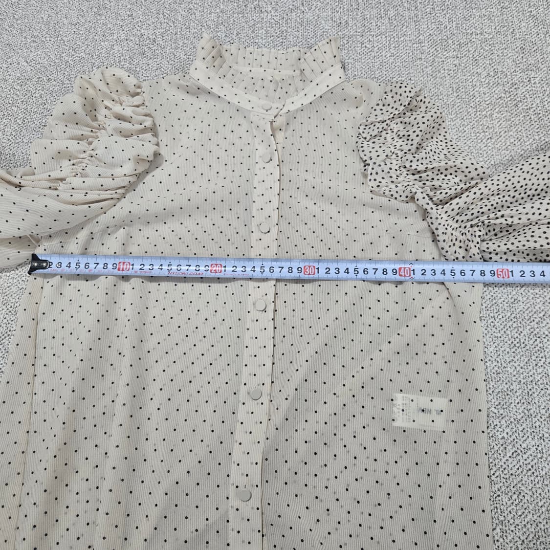 0179.JS뉴욕 도트 셔링쉬폰 블라우스 아이보리 퍼프 긴팔F 상품이미지7