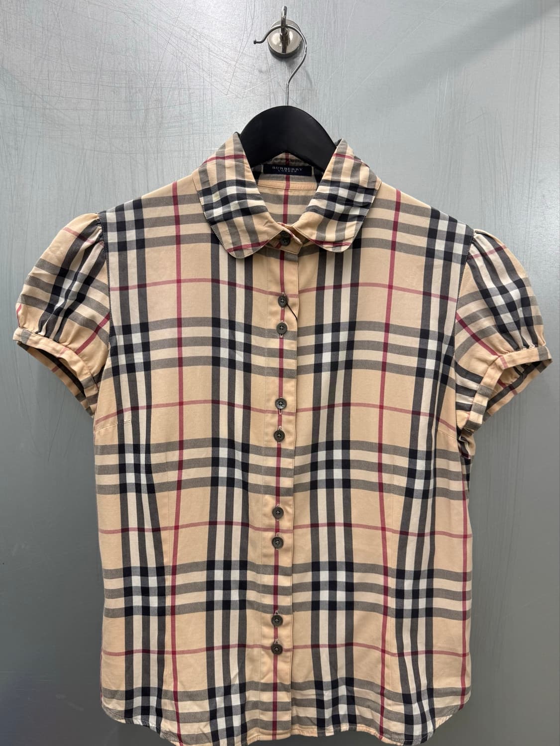 Burberry 버버리 노바체크 퍼프디테일 반소매 블라우스 상품이미지1