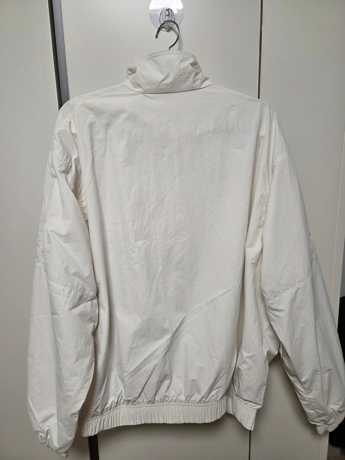 나이키 솔로 스우시 화이트 L사이즈 DQ5201-030 상품이미지3