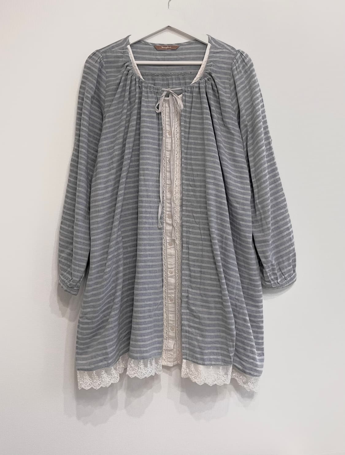 스트라이프 레이스 바선생 상품이미지1