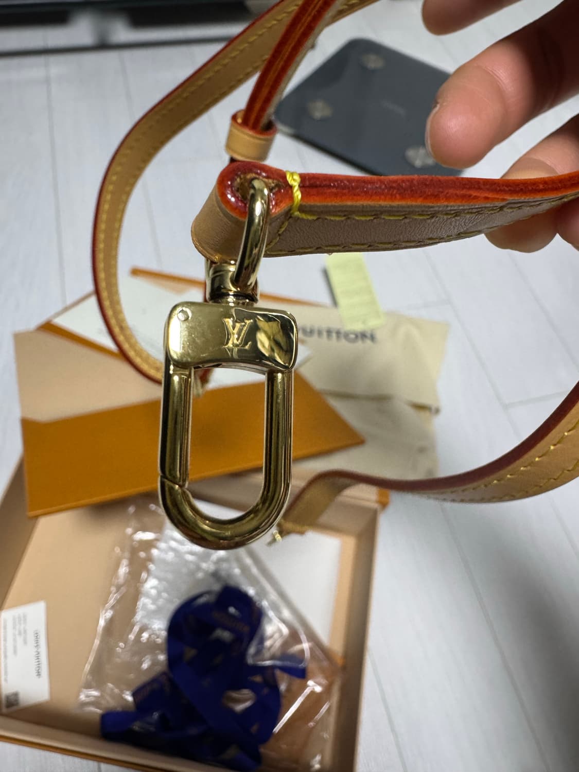 루이비통 쁘띠 삭 플라 모노그램 상품이미지10