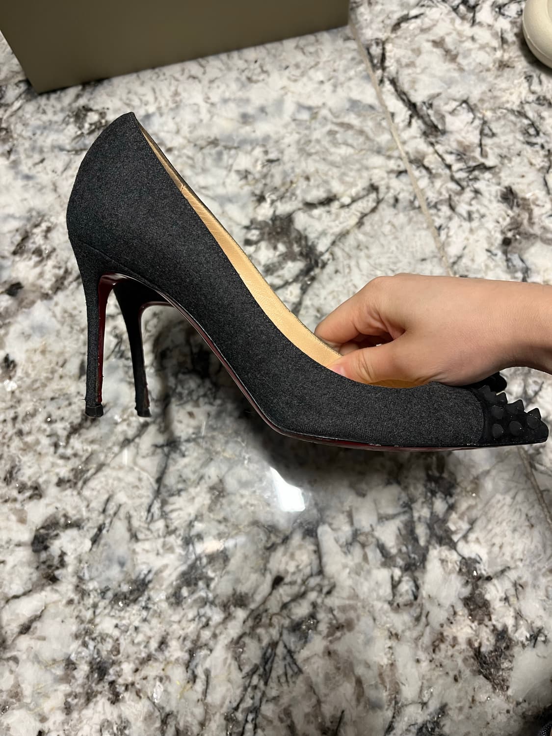 크리스찬 루부탱 상품이미지2