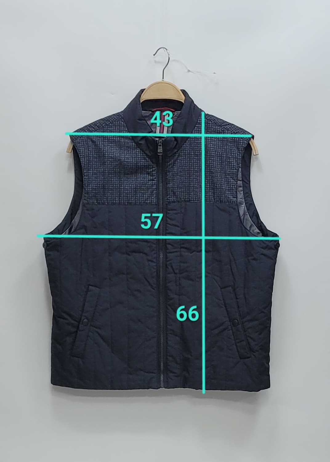 Henry Cottons 헨리코튼 3M 신슐레이트 패딩 베스트  남100 상품이미지10