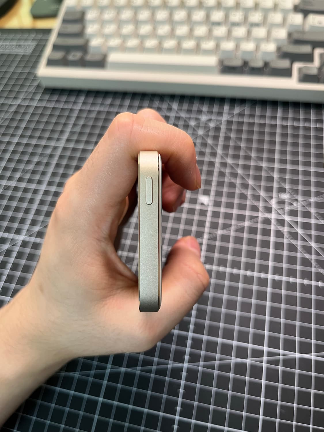 최상급 아이폰 5s 샴페인골드 32gb 일본판 상품이미지6