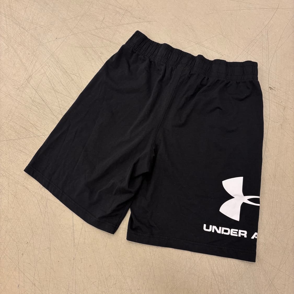 언어아머 빅로고 하프 팬츠 상품이미지3