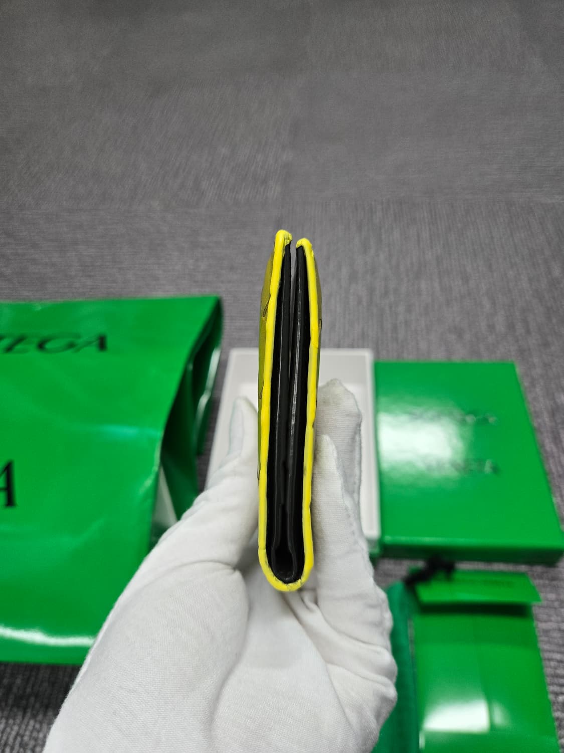 [특가][정품]보테가베네타 카드 반지갑 상품이미지3