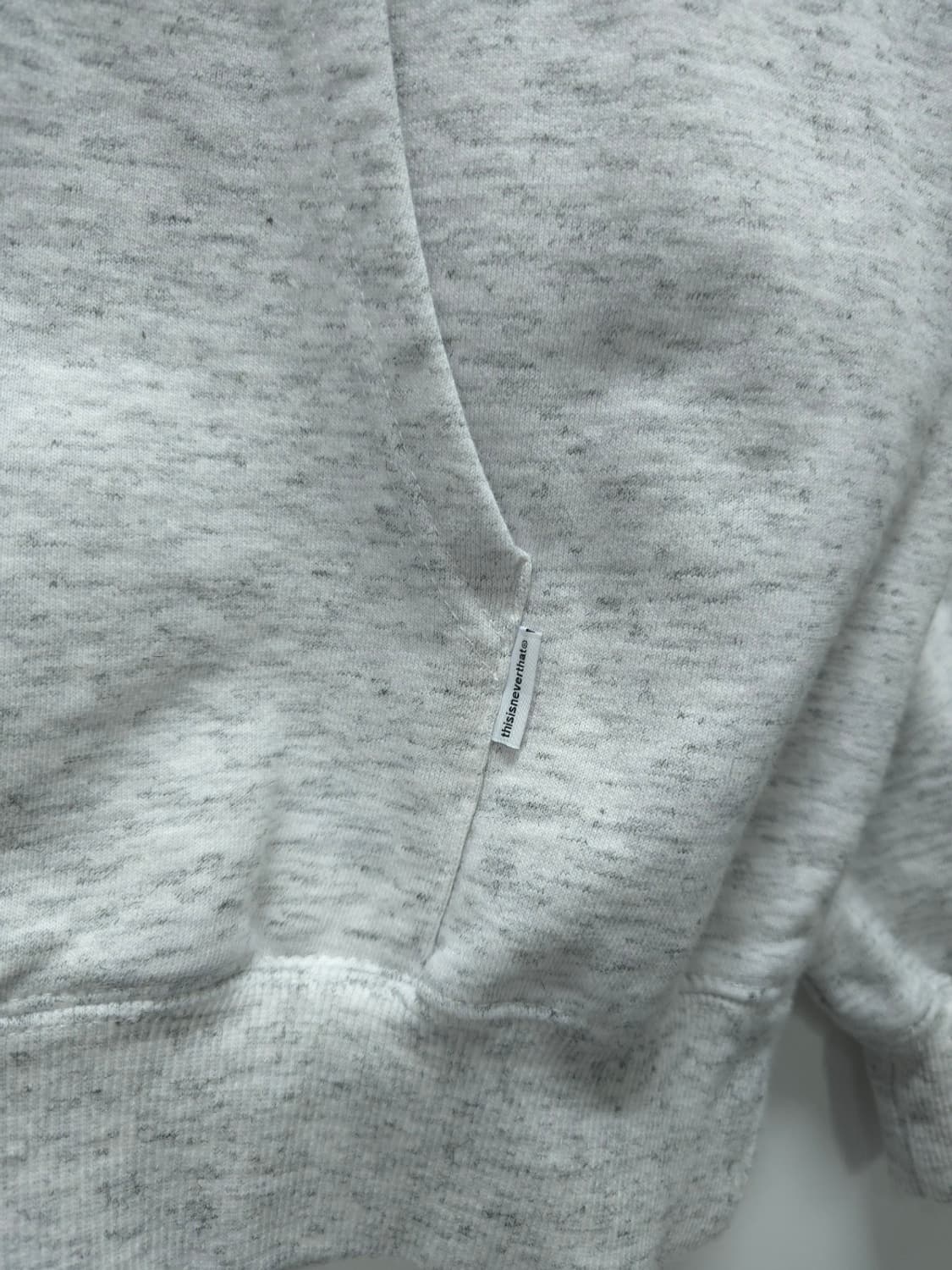 디스이즈네버댓 자수 로고 기모 후드티 (M사이즈) 상품이미지5