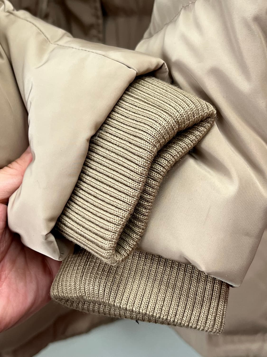 (85) 아디다스 우먼스 캐주얼 덕다운 패딩 자켓 베이지 상품이미지4