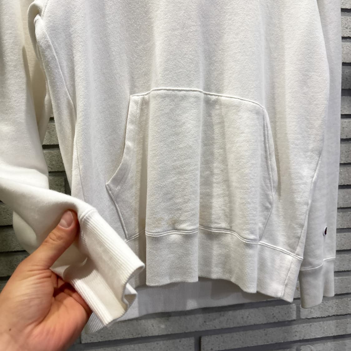 챔피온 소프트코튼 후드티 시그니처 로고 디테일 화이트 상품이미지5