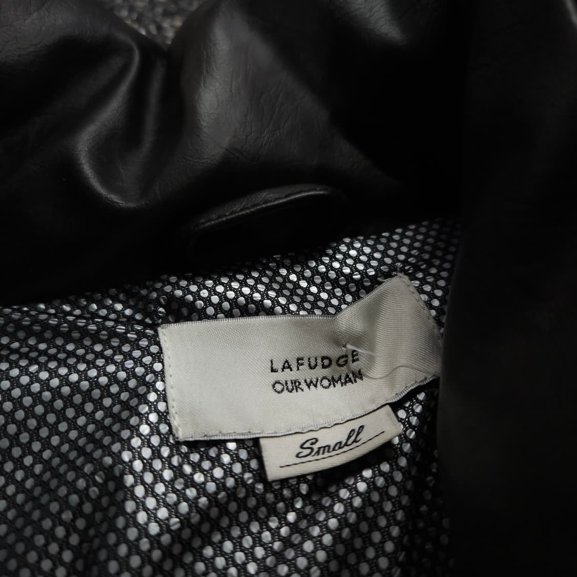 라퍼지스토어 다크 브라운 버피우레더 크롭 점퍼 (85) 상품이미지5