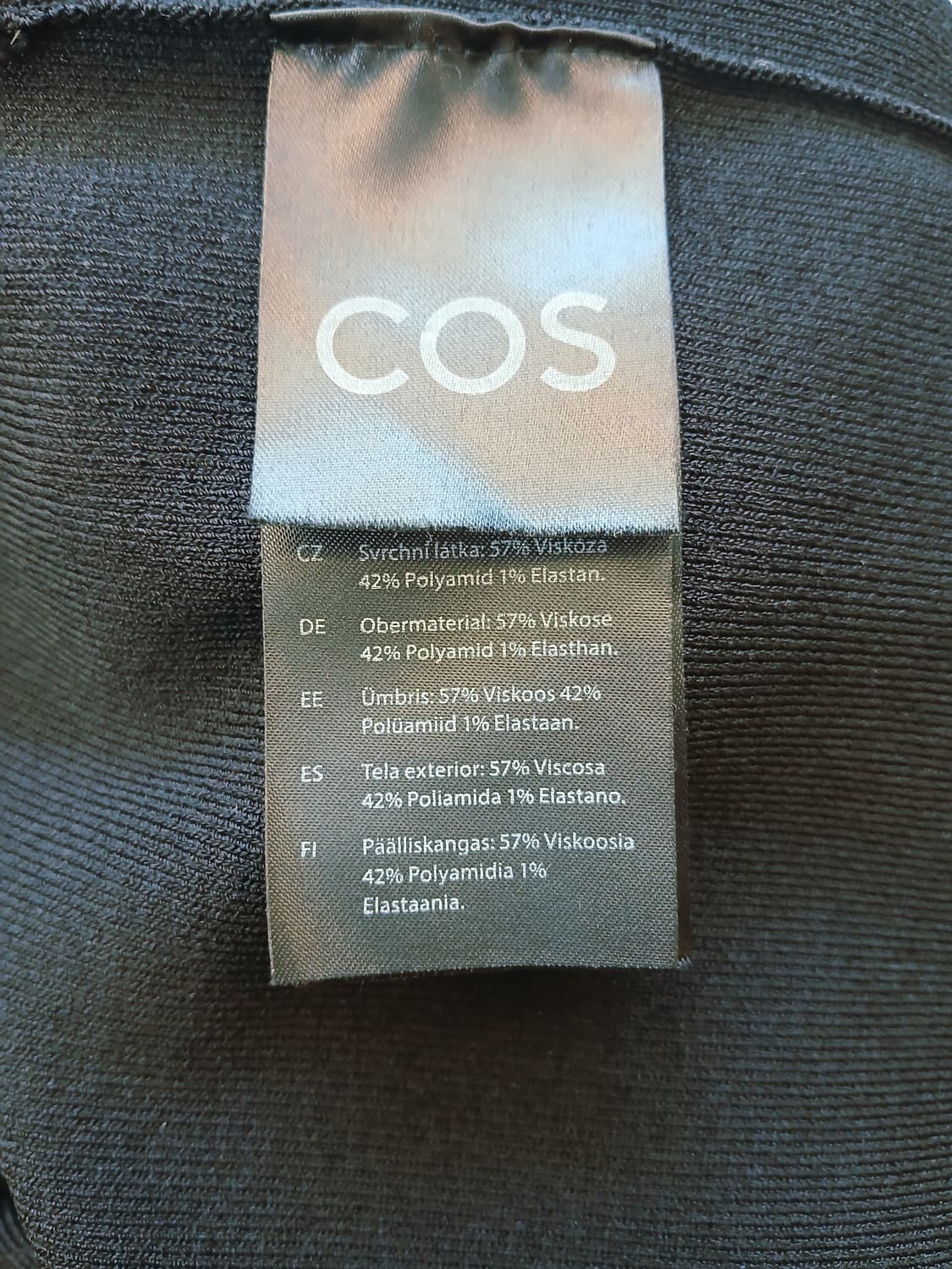 COS 심플 할터넥 탄력 니트 롱원피스 블랙 XS 상품이미지8