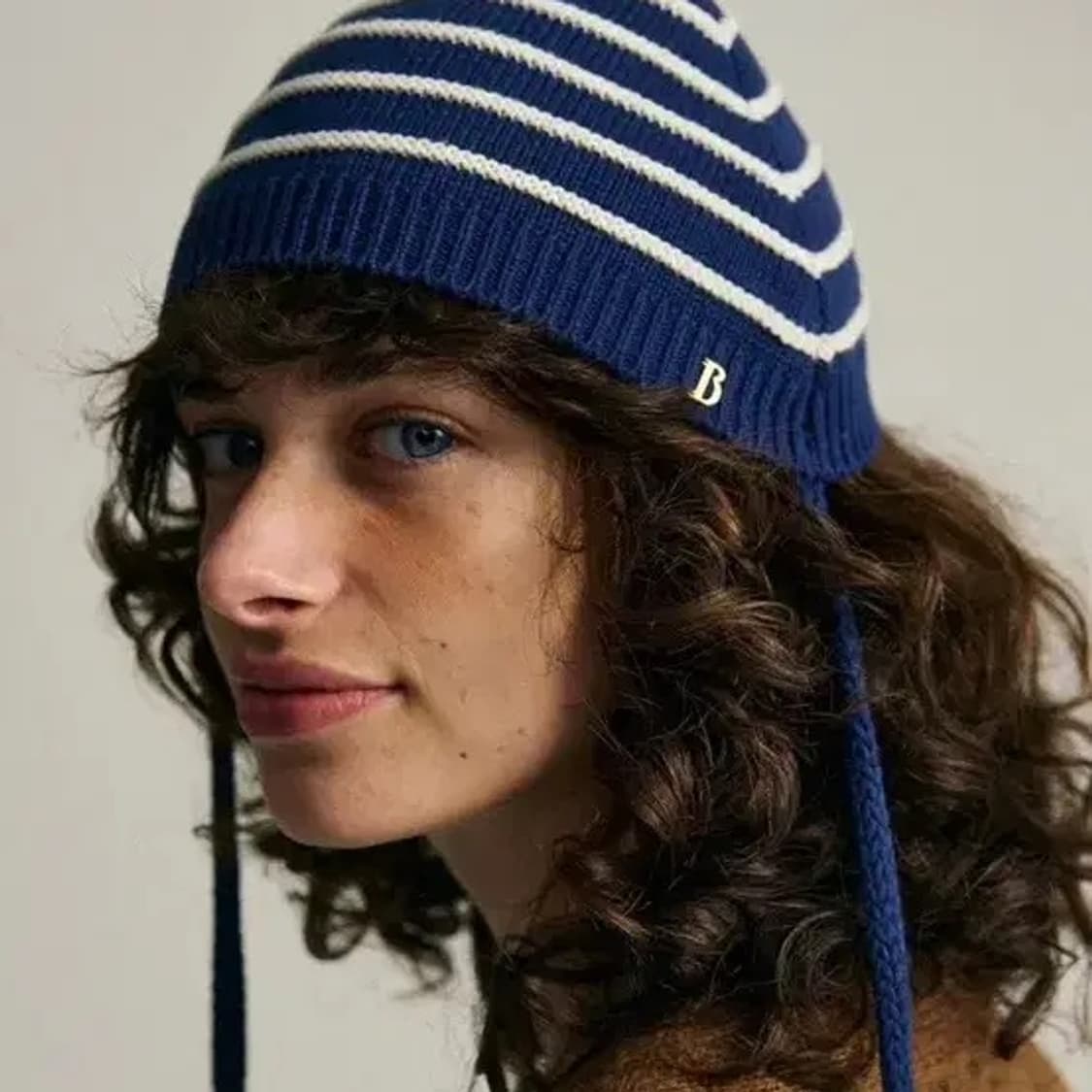 더바넷 폼폼 스트라이프 비니 상품이미지1