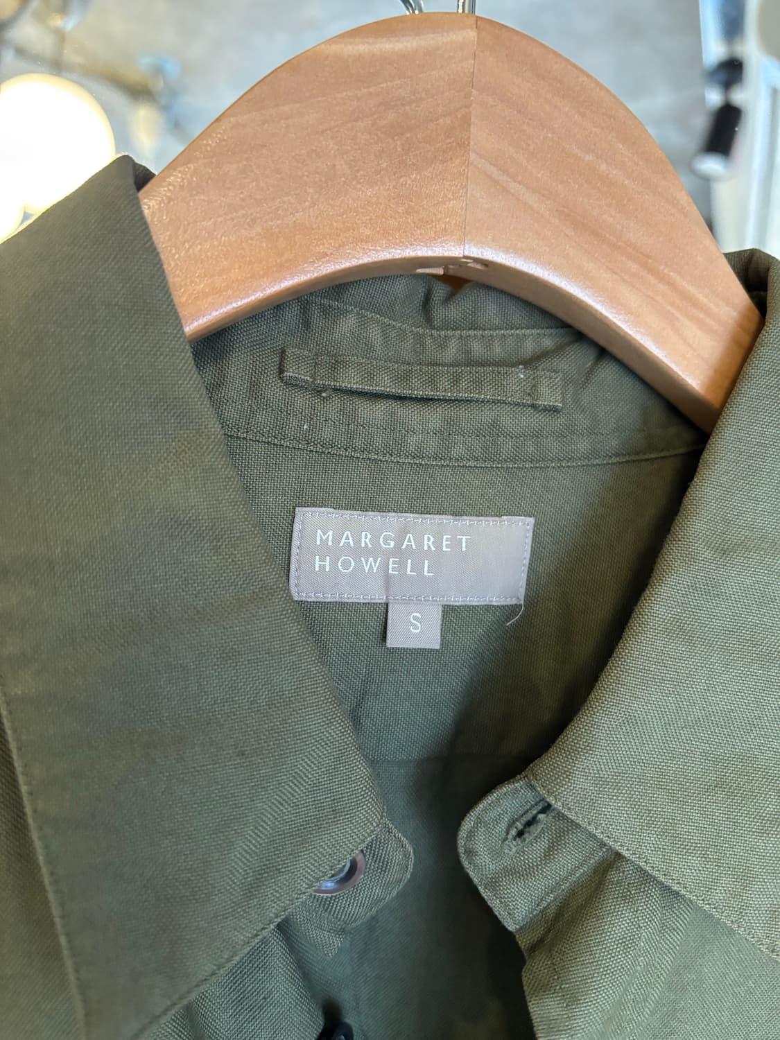 마가렛호웰 카키색 셔츠 S 상품이미지3