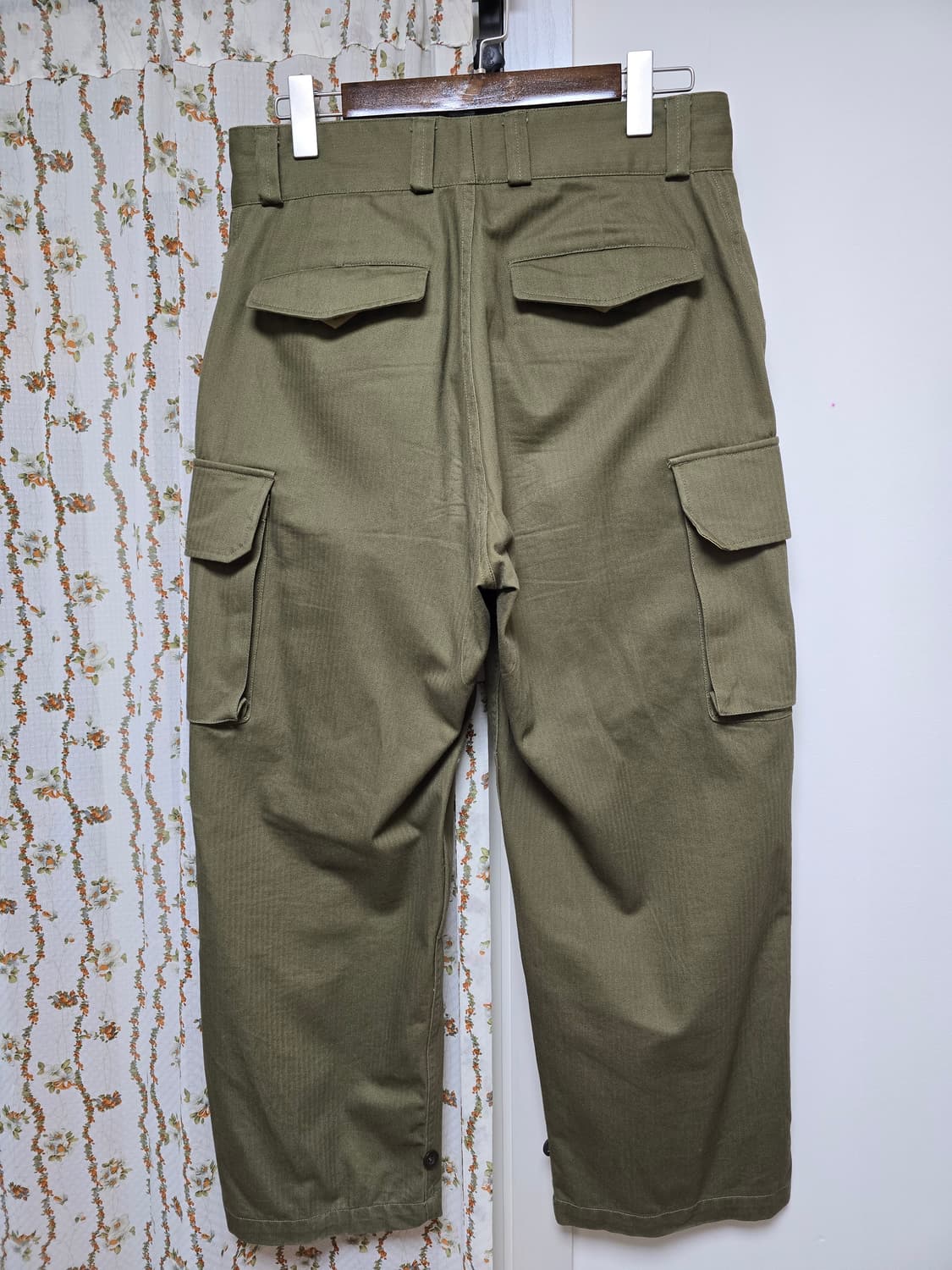 YMCLKY M-47 팬츠 올리브 23사이즈 팝니다. 상품이미지2