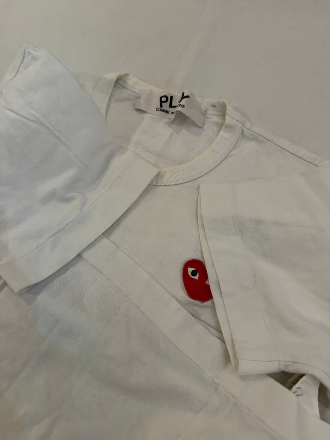 꼼데가르송 플레이 카모 하트 반팔 티셔츠 화이트 상품이미지3