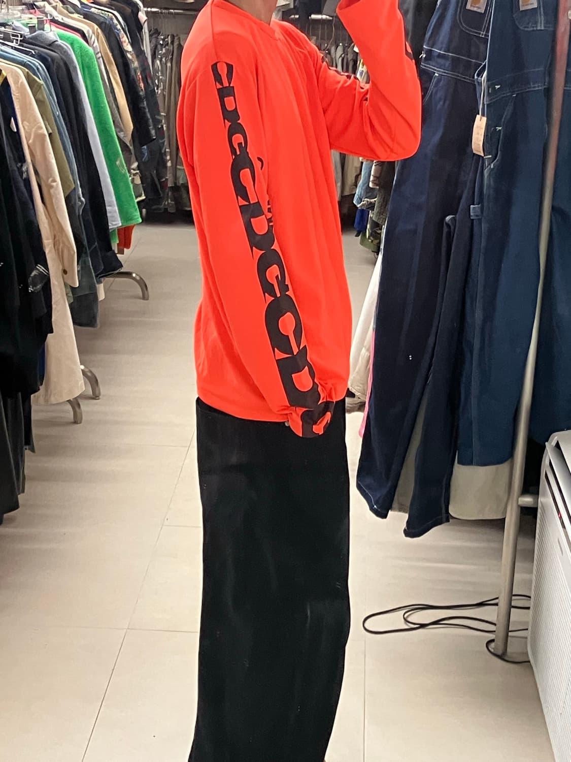 CDG 꼼데가르송 네온 로고 메쉬 롱슬리브 XL 상품이미지7