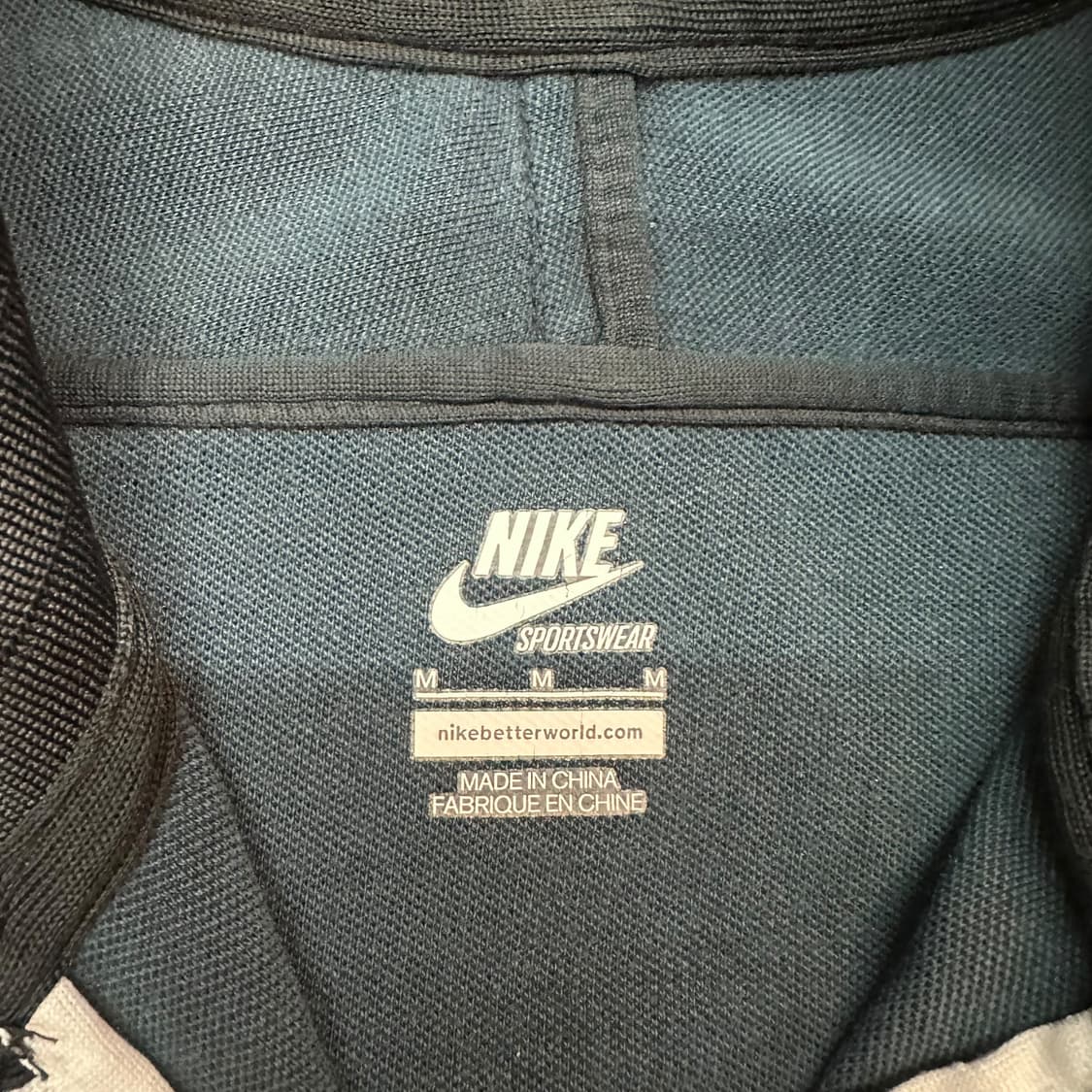 나이키 검흰 트랙탑 상품이미지5