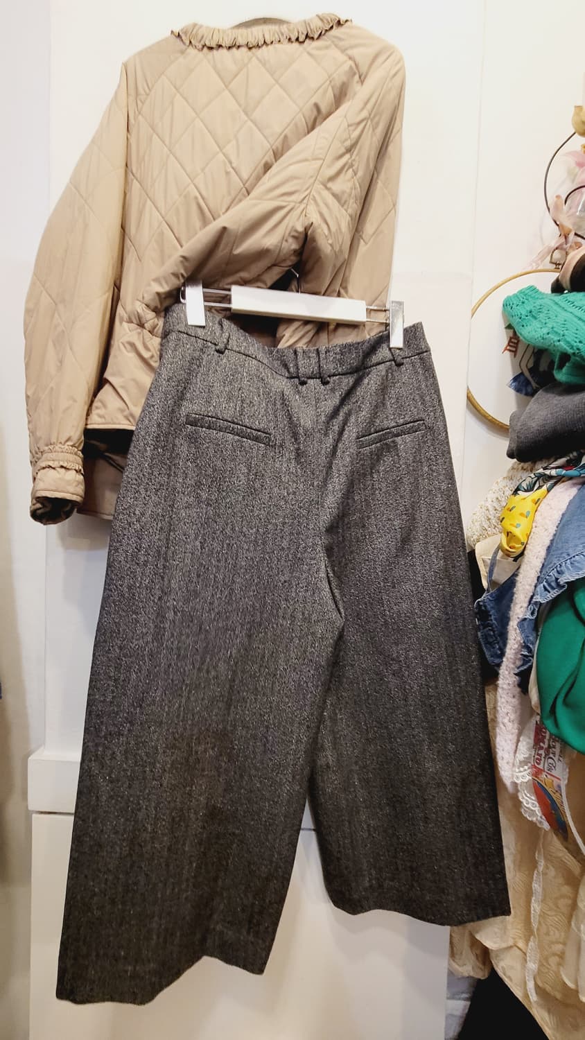 안지크 캐시미어 충전 경량패딩 .벨라디터치 와이드팬츠 상품이미지3