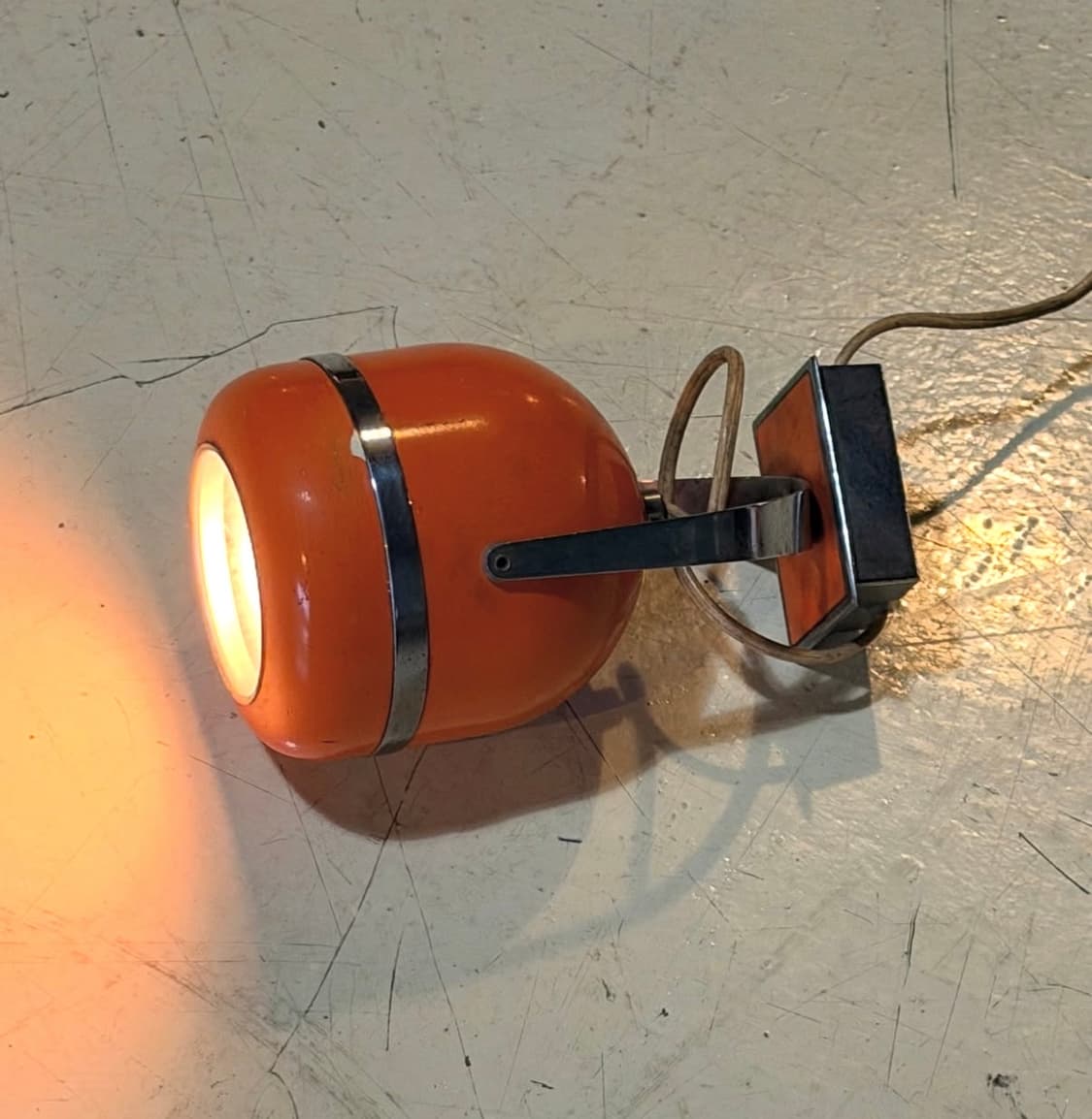 빈티지조명 70s 스페이스 에이지 아이볼 테이블 램프 / 월 램프 상품이미지4