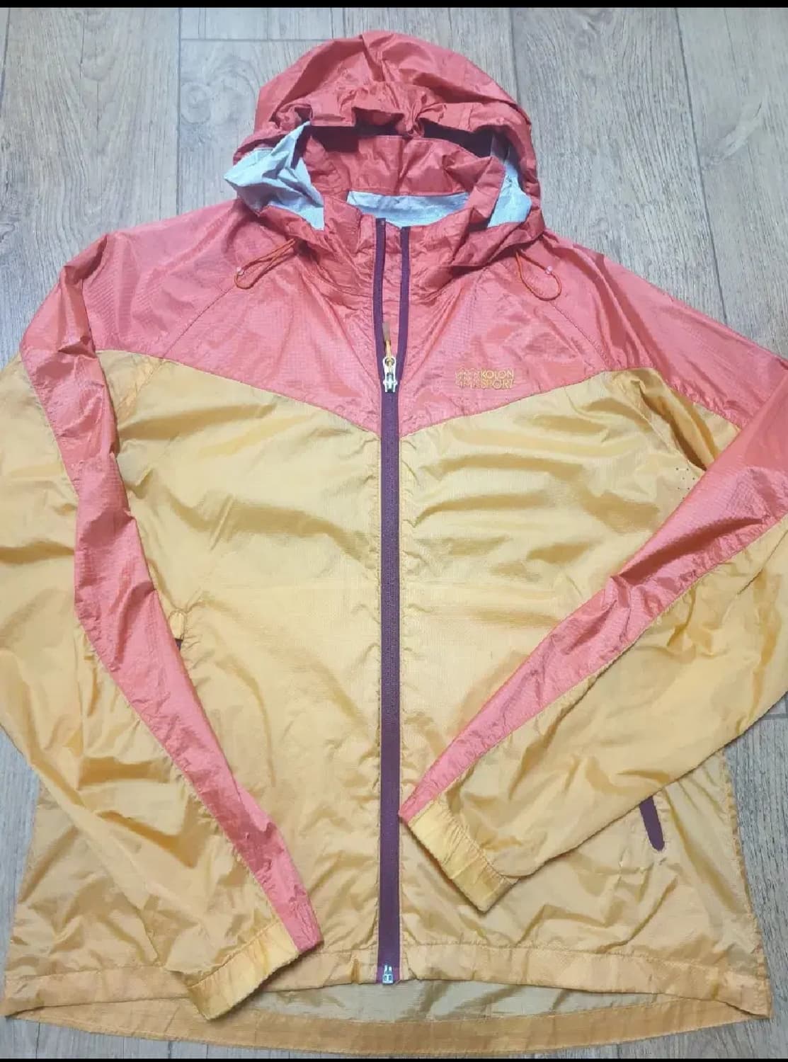 코오롱 아웃도어 바람막이 95 사이즈입니다 상품이미지2