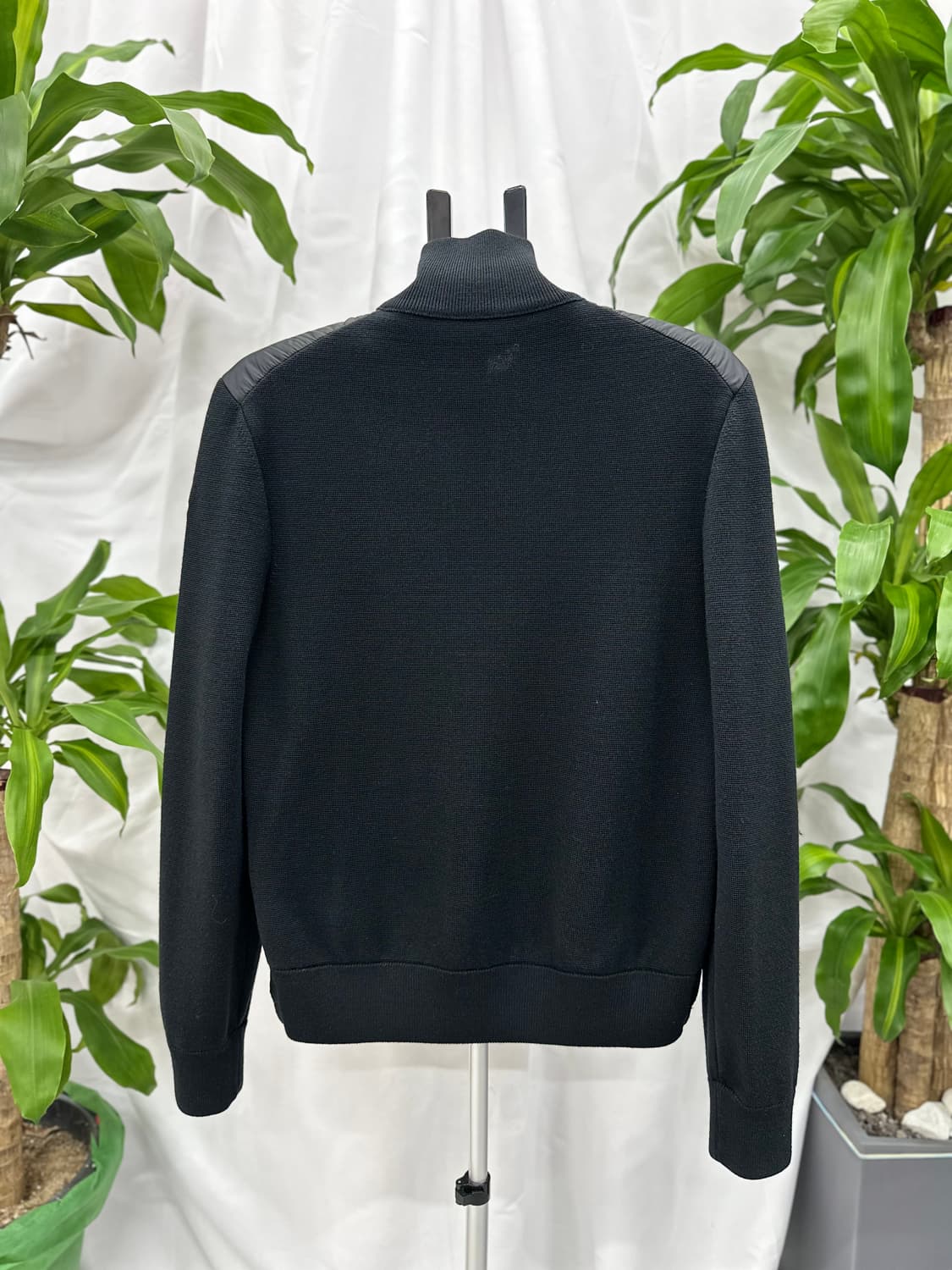 [새상품급]몽클레어 니트패딩 블랙 상품이미지6