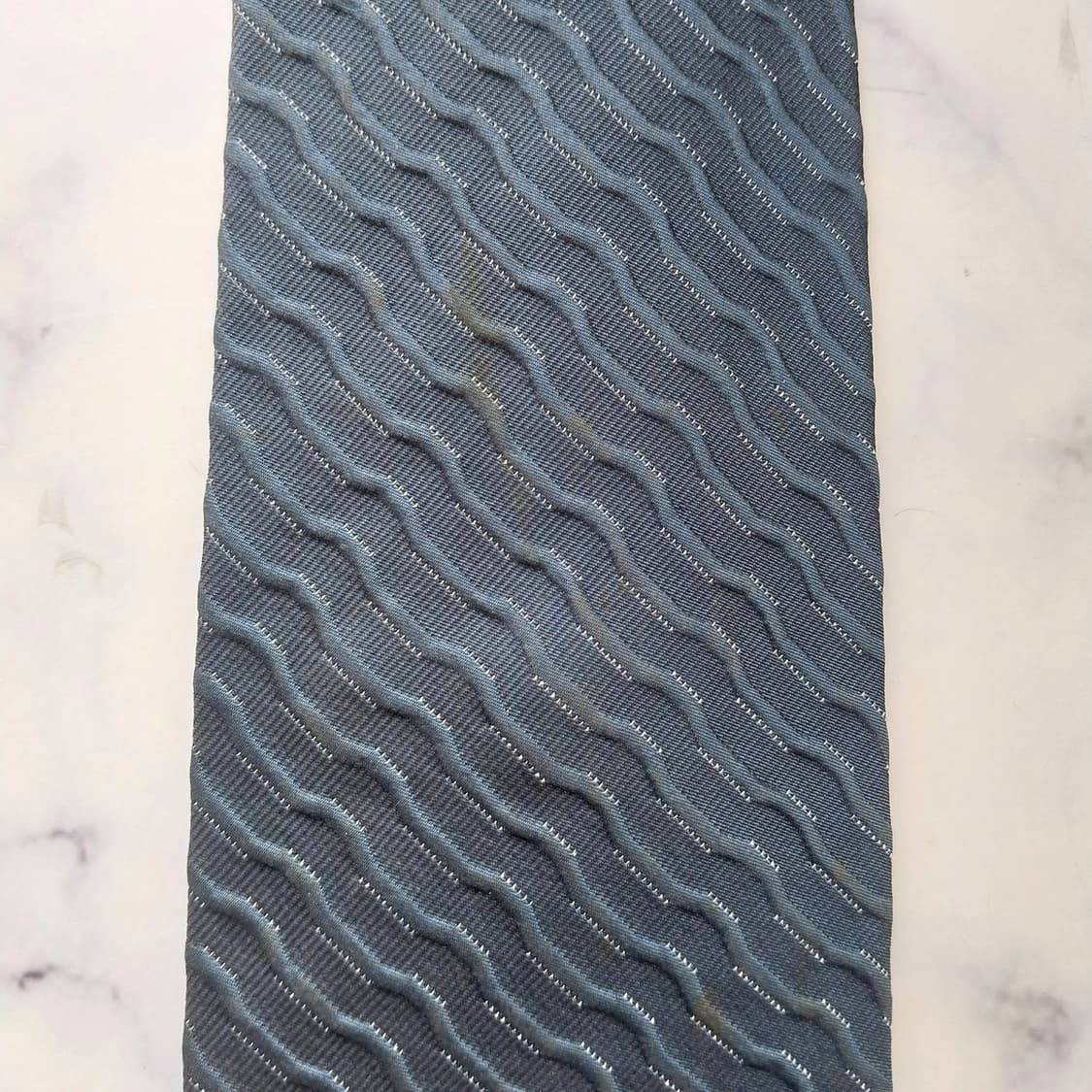 입생로랑 실크 네이비 웨이브 패턴 넥타이 9.3cm A등급 K2586 상품이미지9