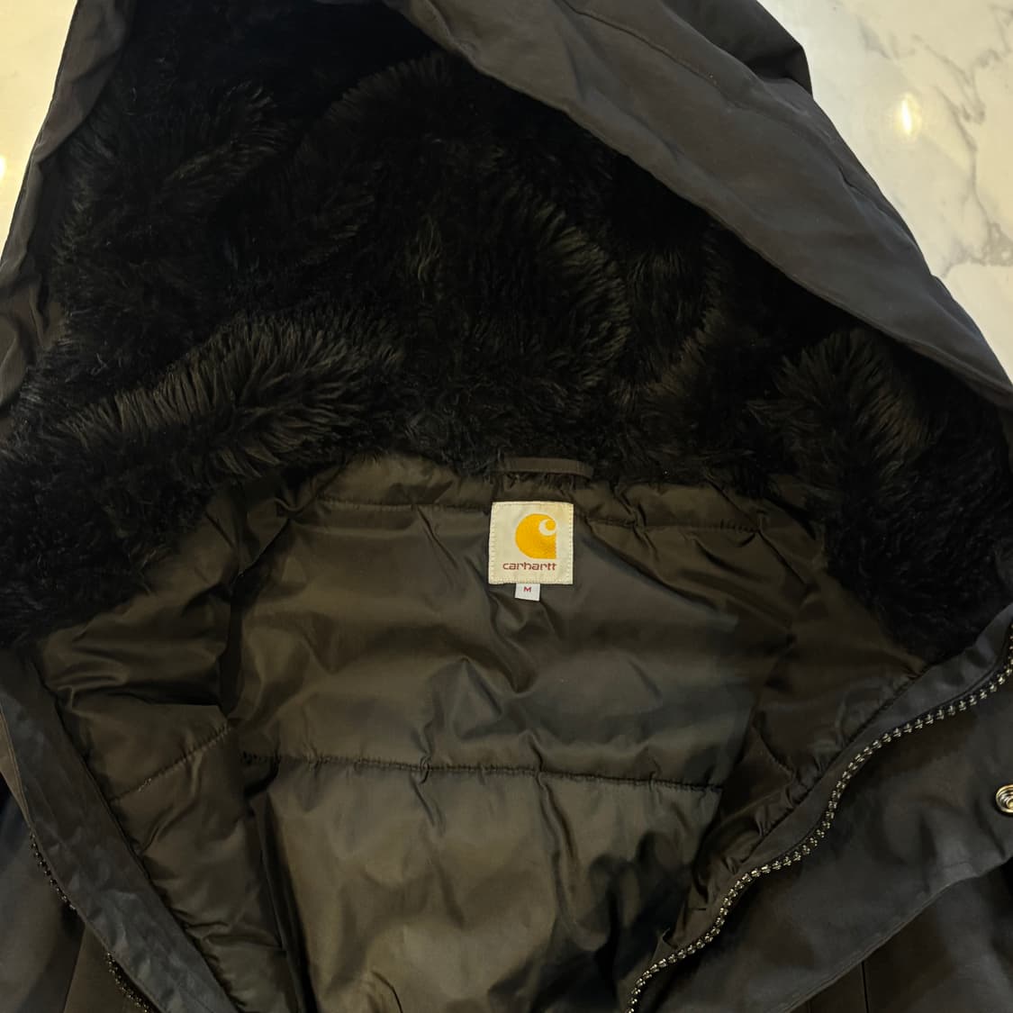 칼하트 패딩 검정 상품이미지4