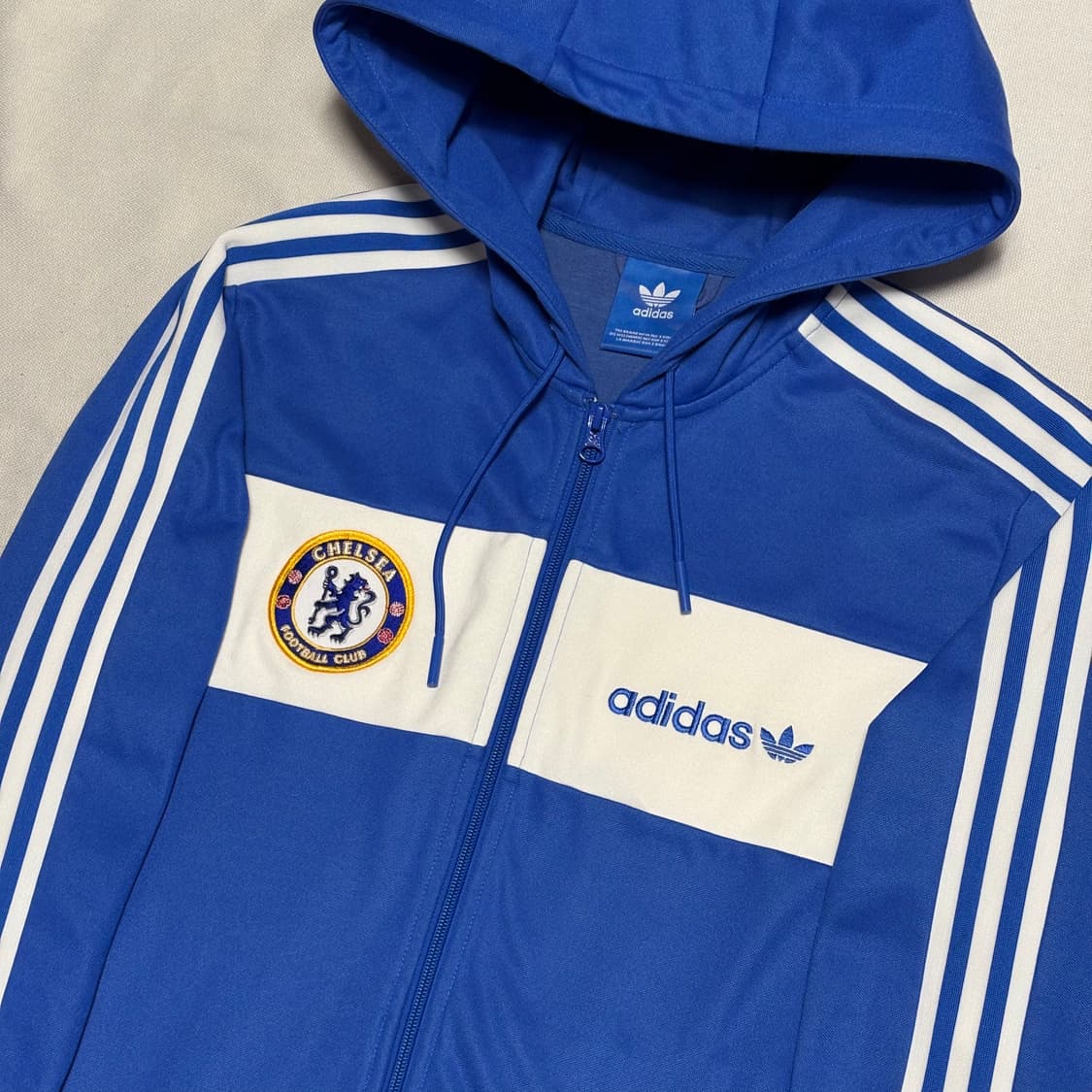 95 아디다스 첼시 블루 화이트 배색 후드 트랙탑 상품이미지1