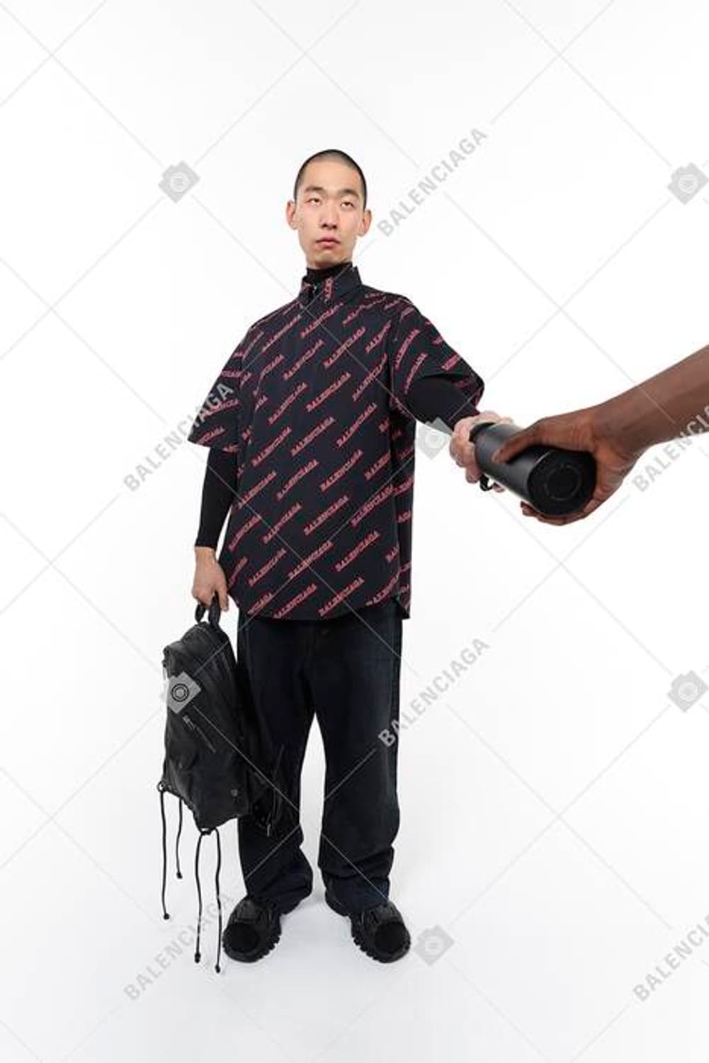 [43] 발렌시아가 트랙 슬라이드 블랙 상품이미지10