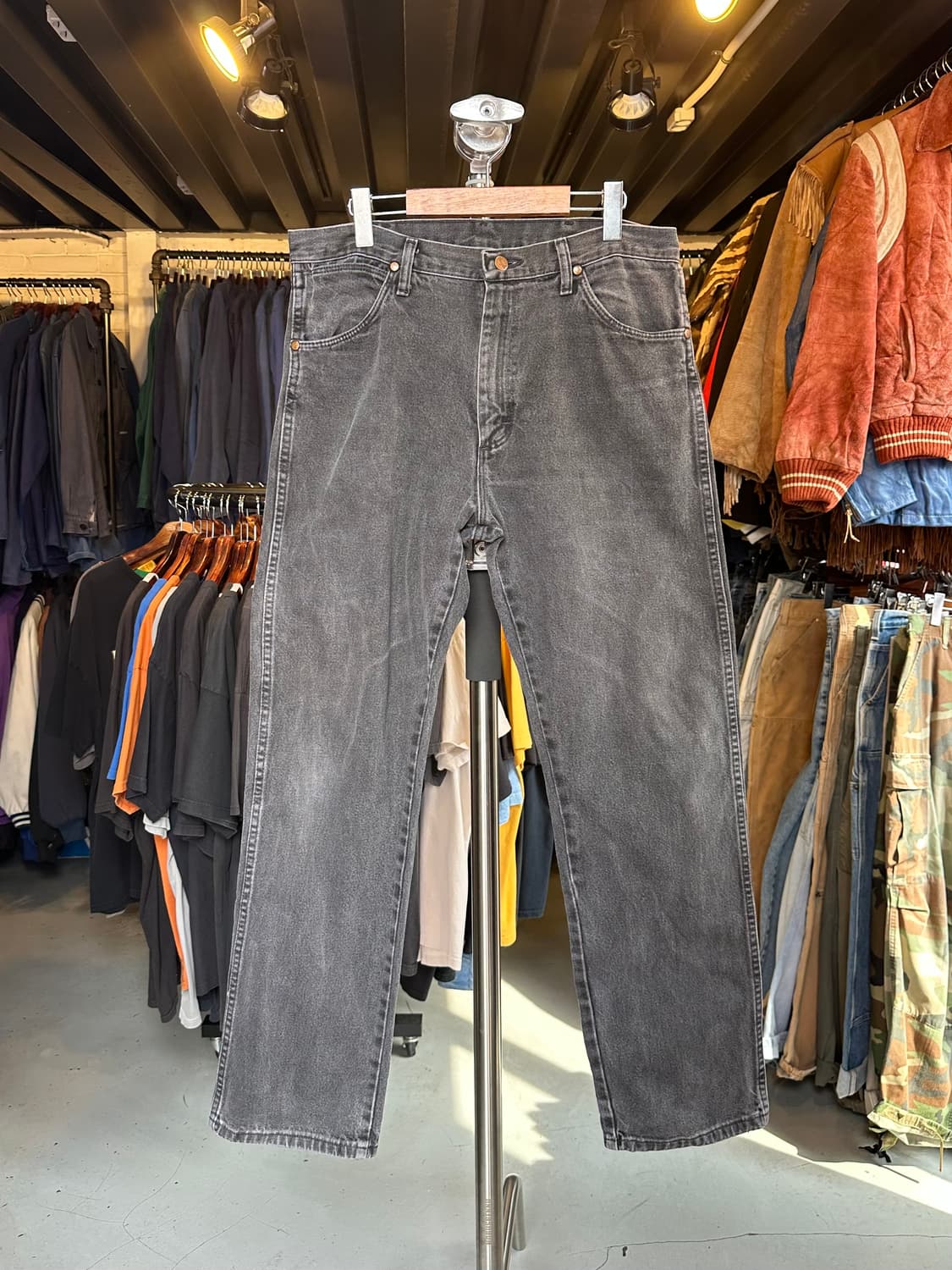 랭글러 블랙 데님 팬츠 34x32 상품이미지1