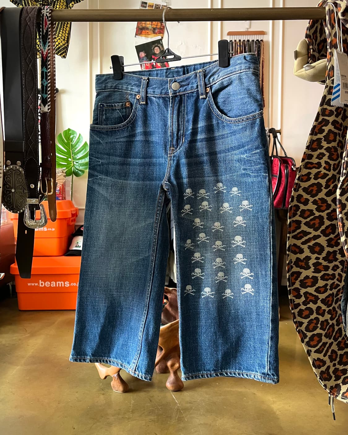 2000s GAP Skull Stemping Denim Shorts 상품이미지3