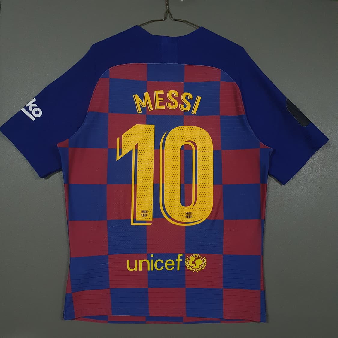 2XL 나이키 바르셀로나 메시 19-20 홈 유니폼 반팔 져지 베이퍼니트 상품이미지9