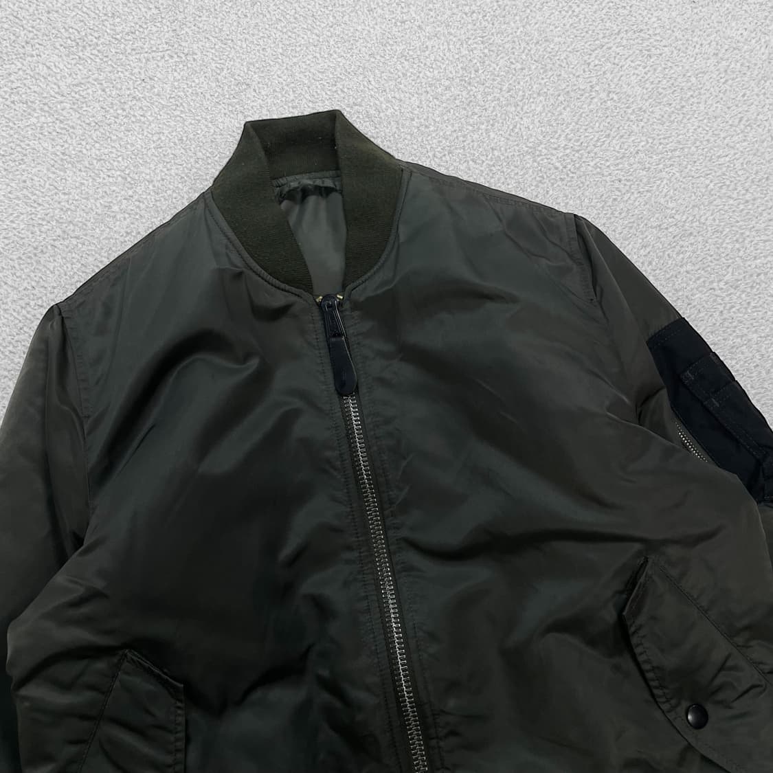 알파인더스트리 ma-1 항공점퍼 자켓 카키 상품이미지2