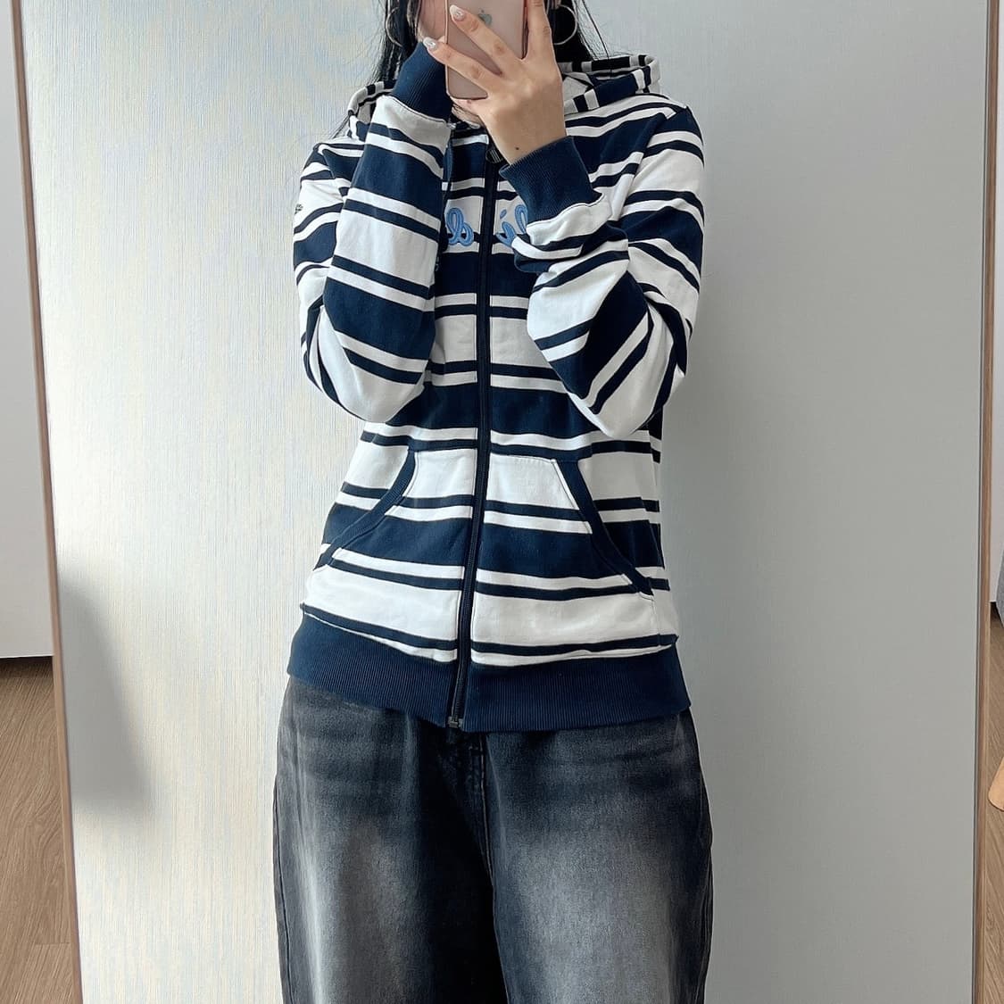 아디다스 Y2K 하늘색 자수로고 단가라 후드집업 상품이미지2