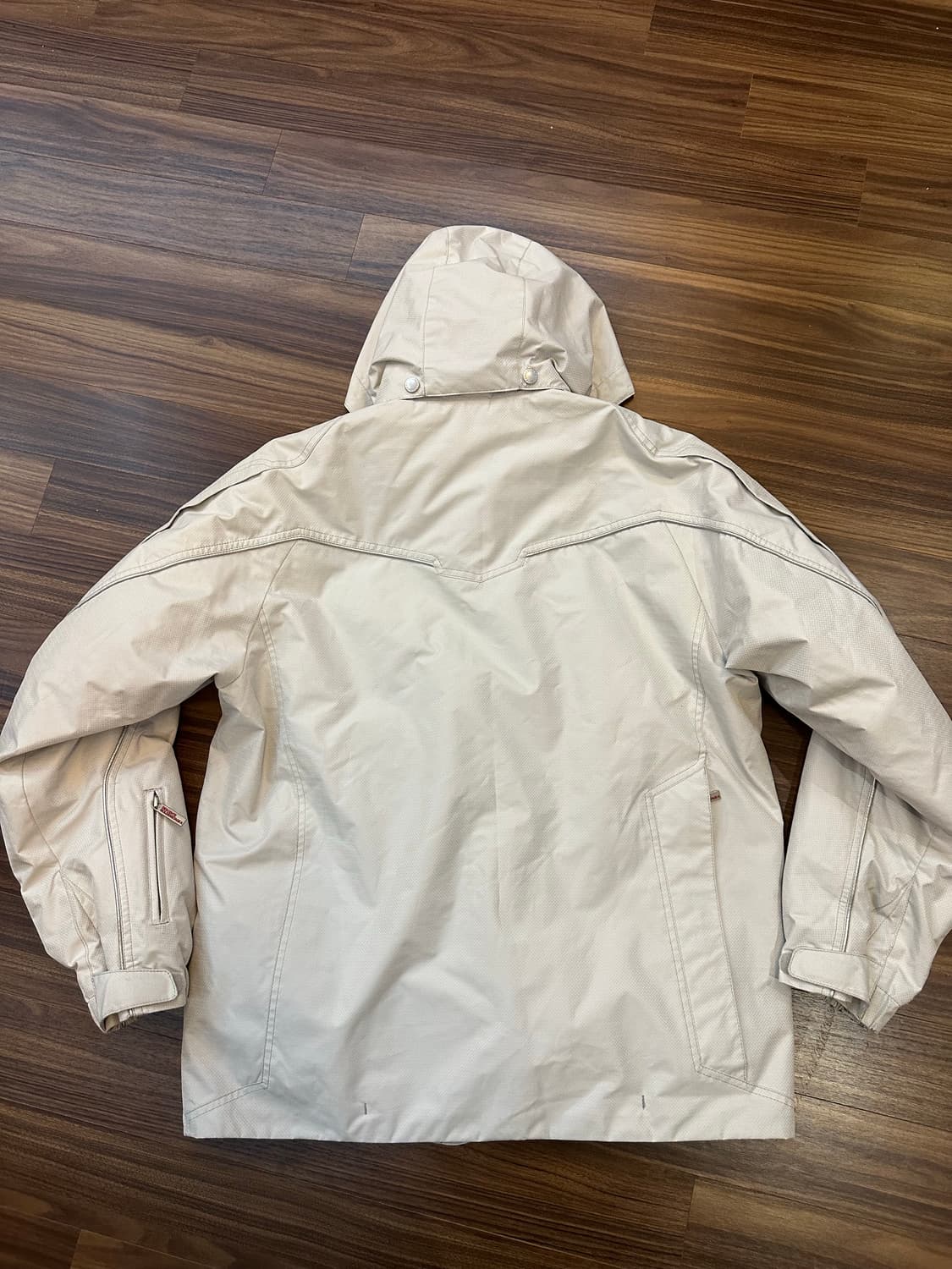 데상트 골든스테이지아 타이탄 써모다운 자켓 L 상품이미지4