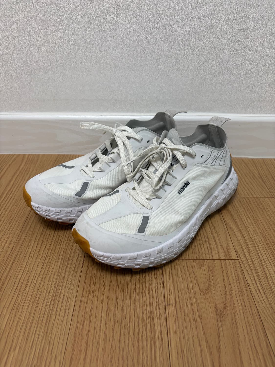노다 norda 001 트레일 러닝화 상품이미지1