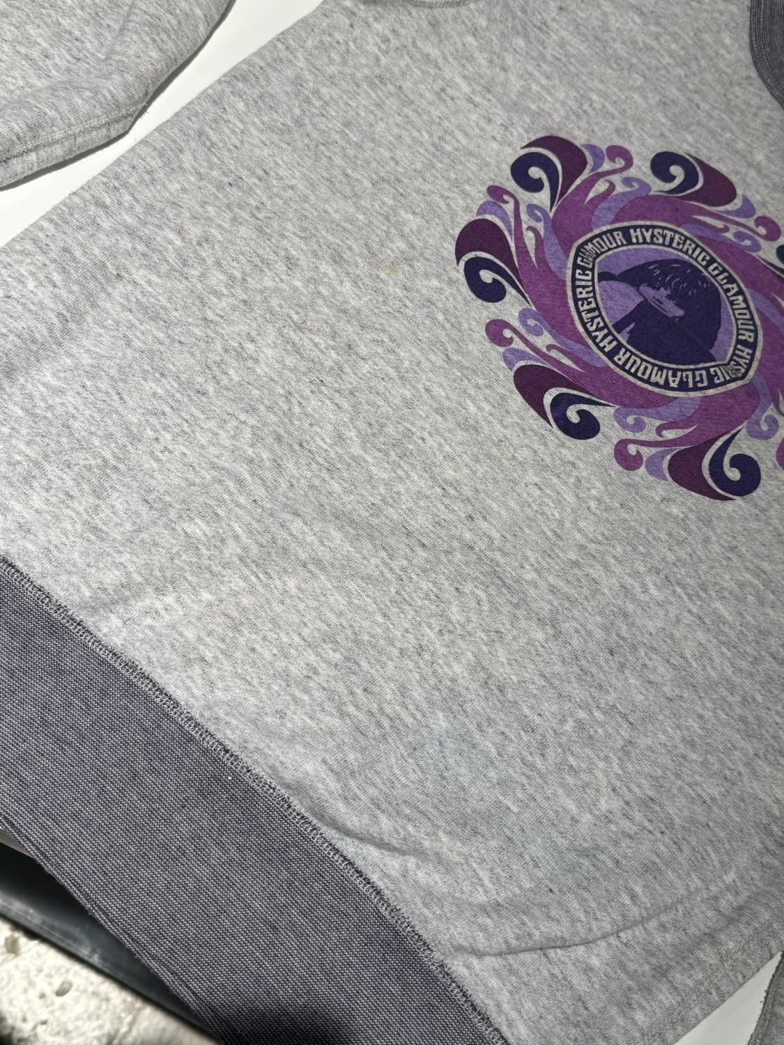 00s 히스테릭 글래머 아이코닉 프린팅 스웻셔츠 상품이미지3