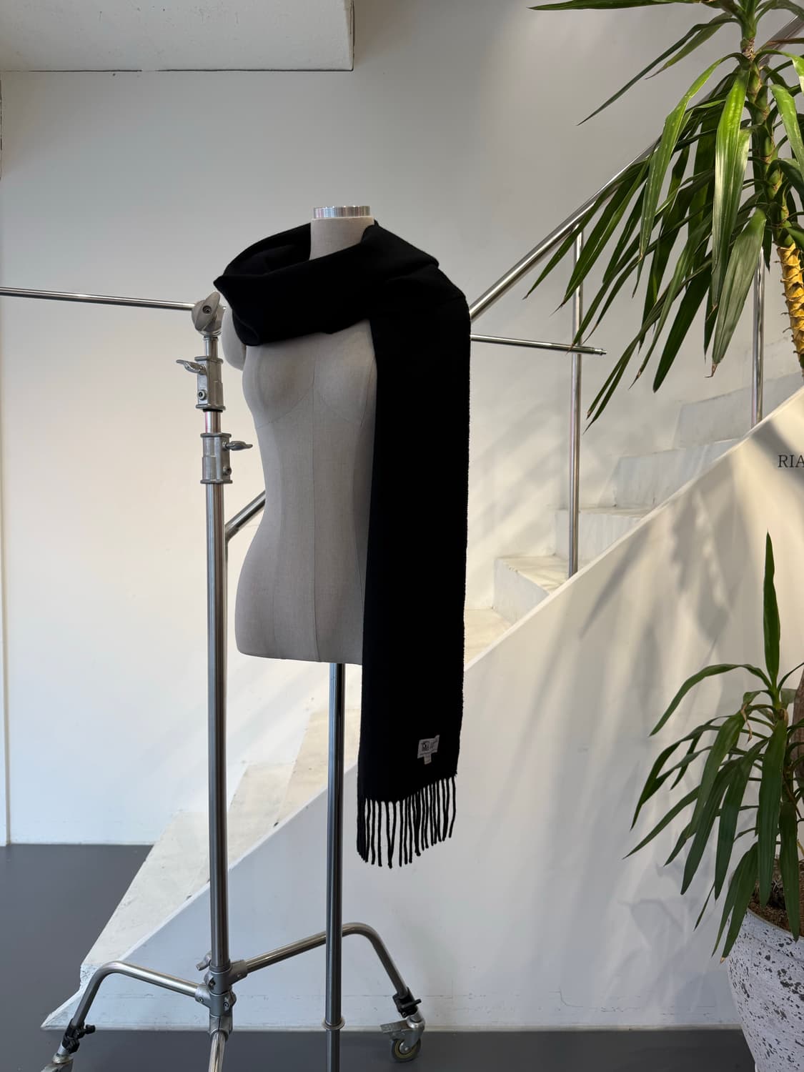 존스톤스 오브 엘긴 캐시미어 머플러 상품이미지3