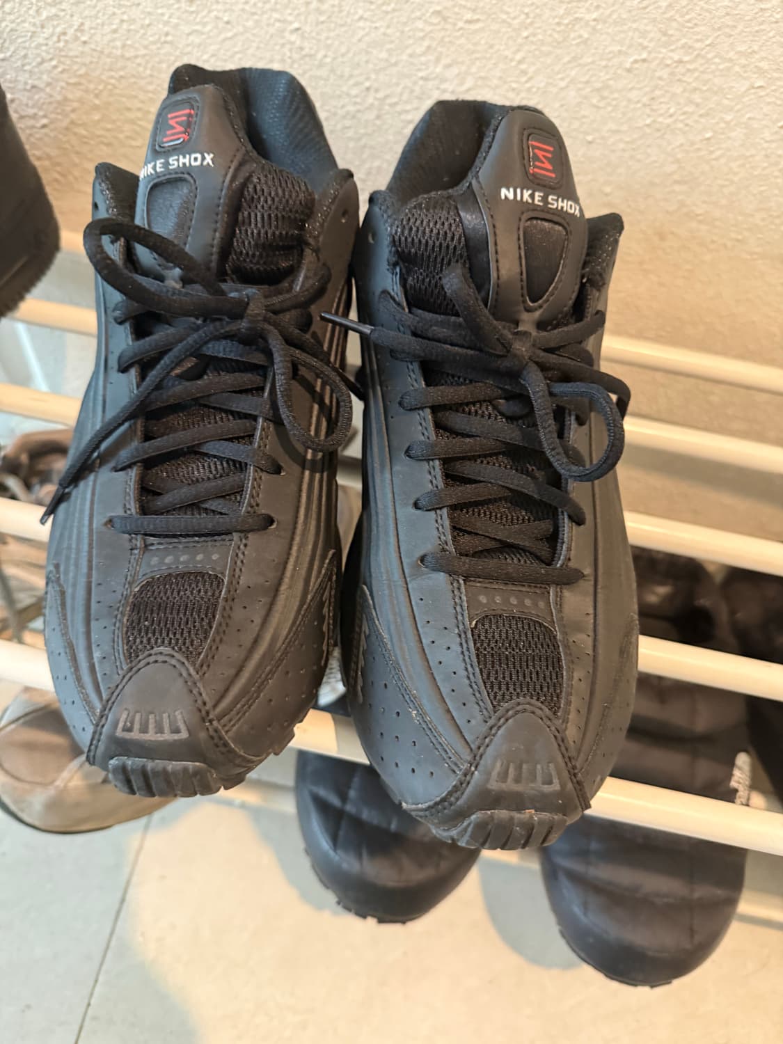 (W)285  나이키 샥스R4 남자(275) 상품이미지3