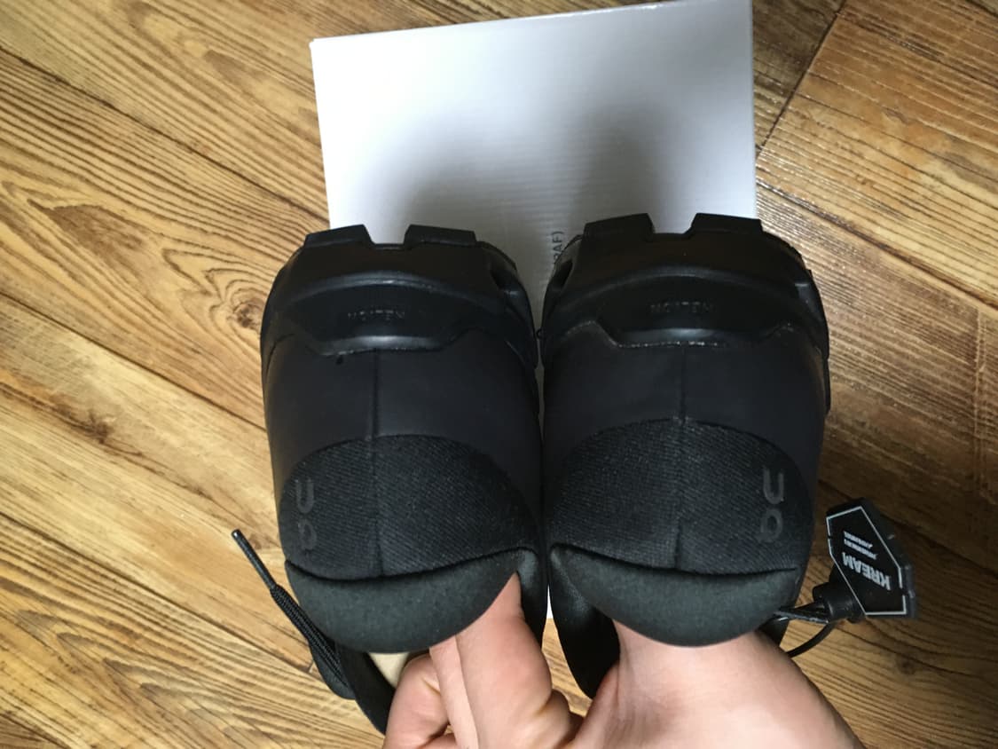 온러닝 파프 클라우드벤처 블랙 판매합니다 상품이미지4