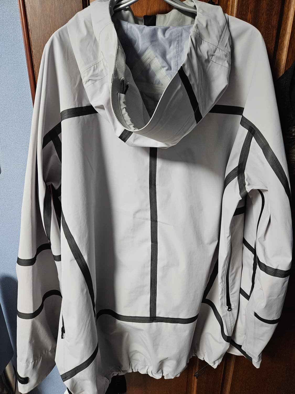 웰터익스페리먼트 바람막이 상품이미지2