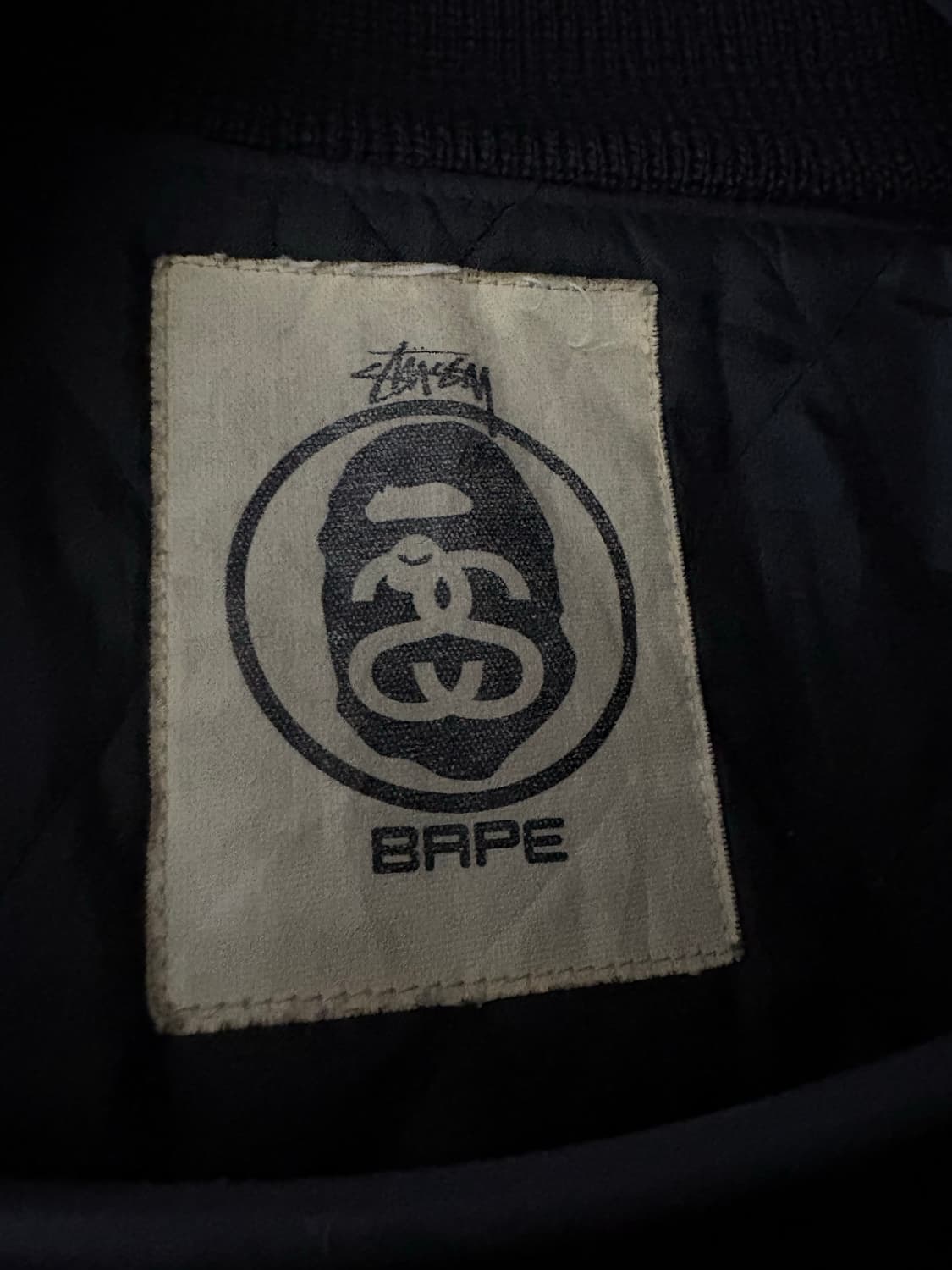 13FW 스투시x베이프 stussy bape 울 바시티 자켓 상품이미지4