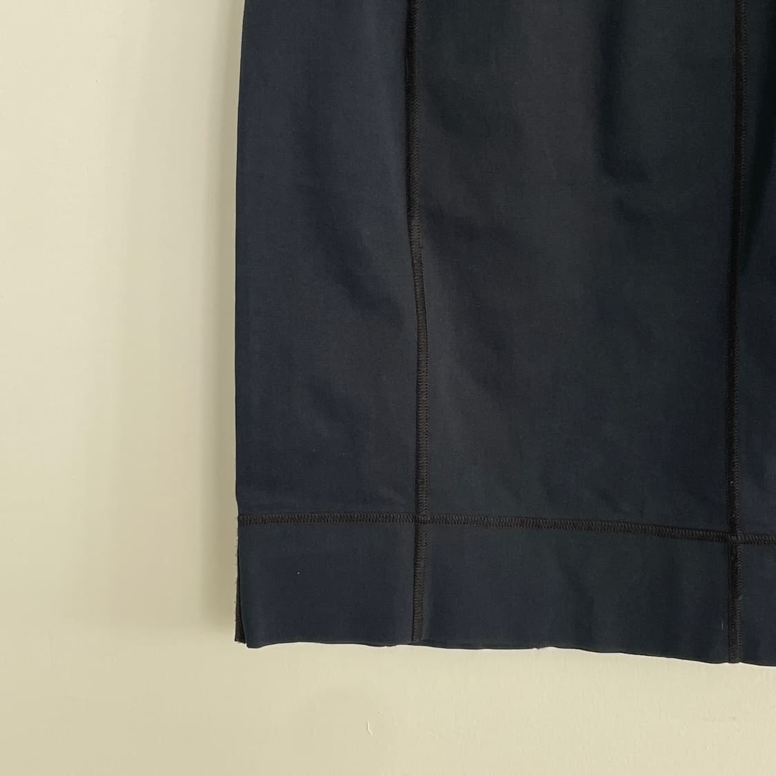 돌체앤가바나 네이비 미디 스커트 상품이미지4