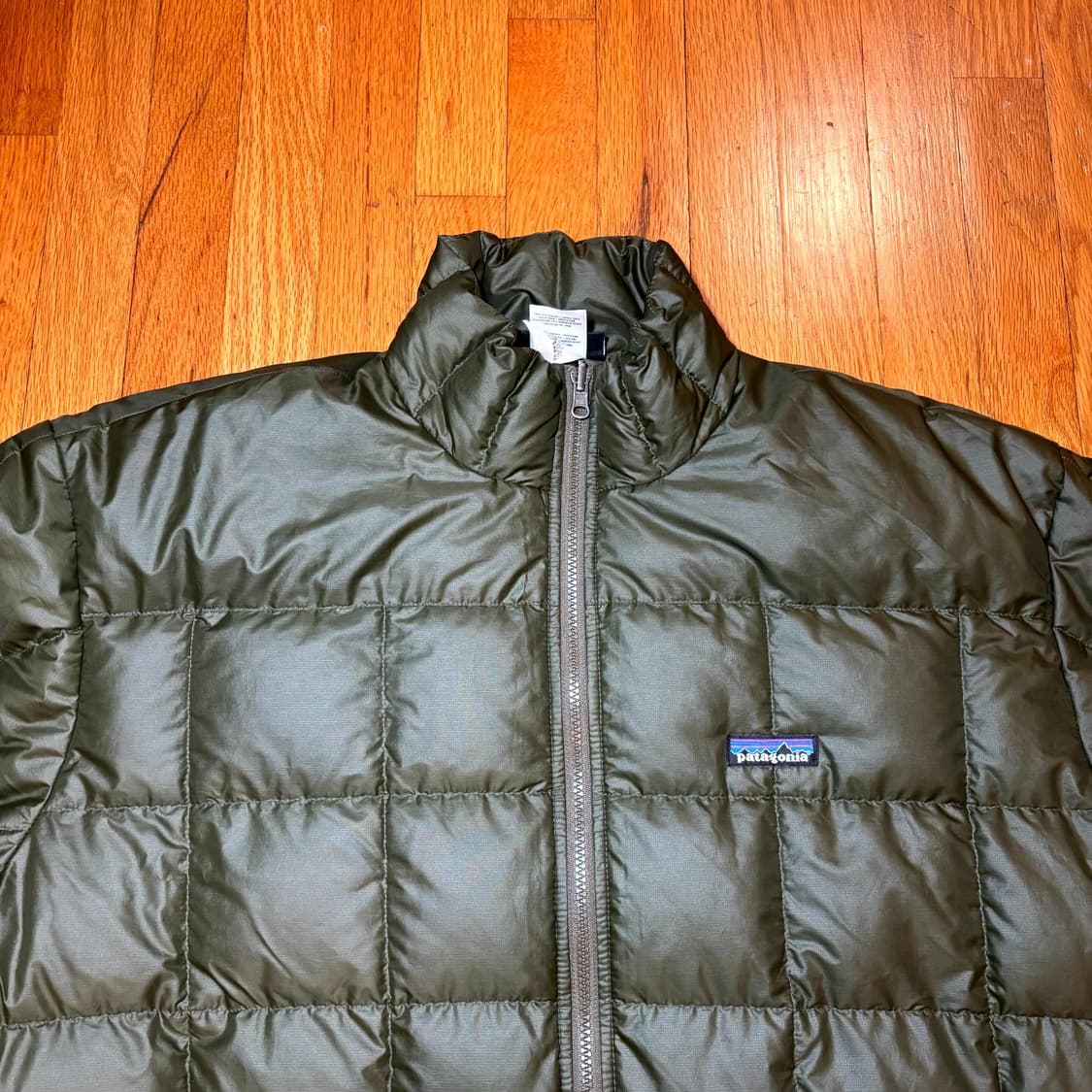 파타고니아 배터시 경량패딩 올리브그린 상품이미지2