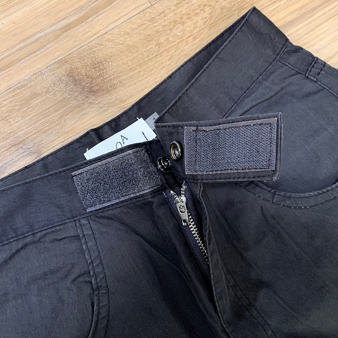 에프터먼데이 velcro semi high-waist slit pants 상품이미지3