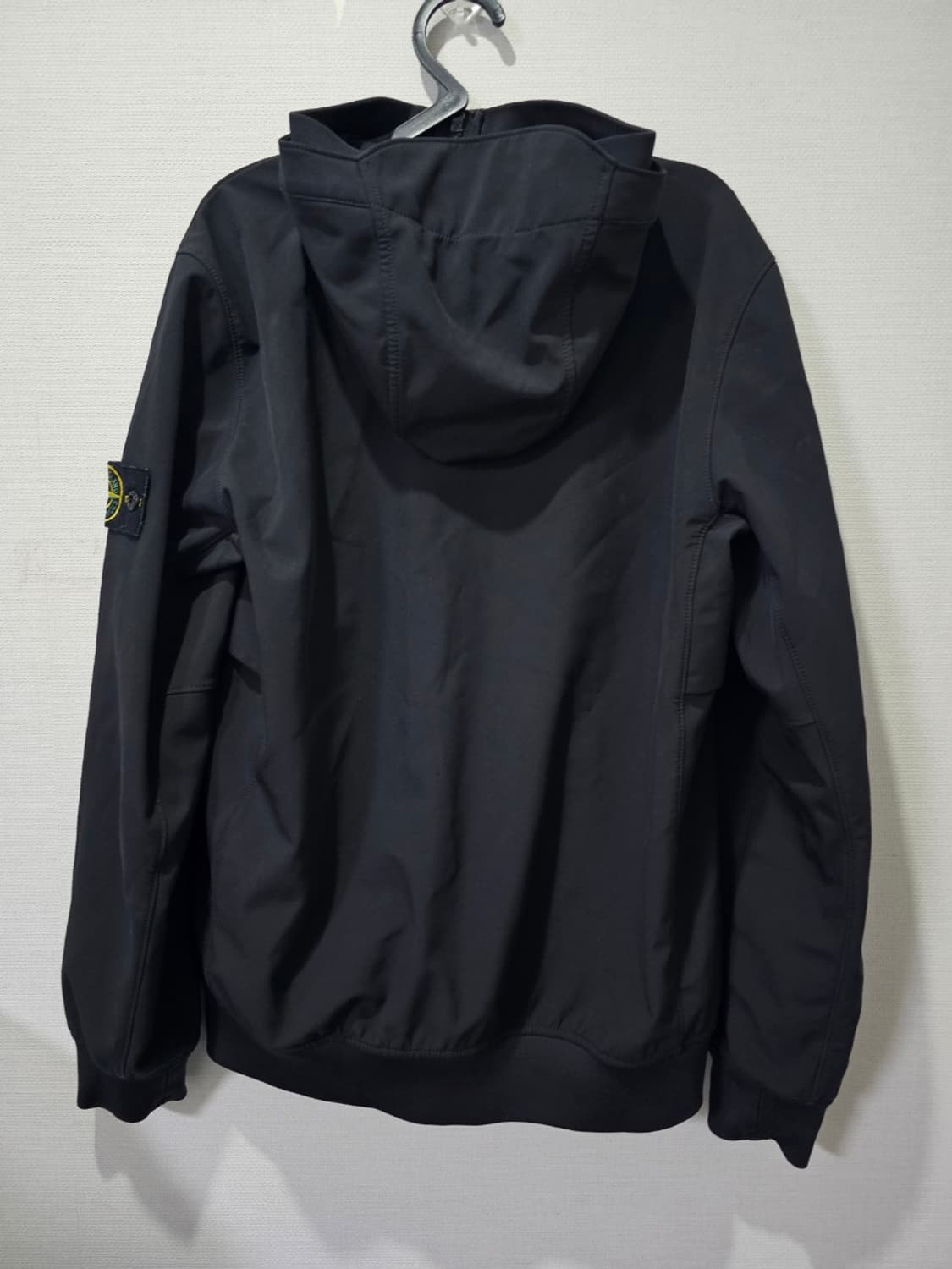 정품 스톤아일랜드 22SS 소프트쉘 후드 자켓 95 /M 상품이미지3