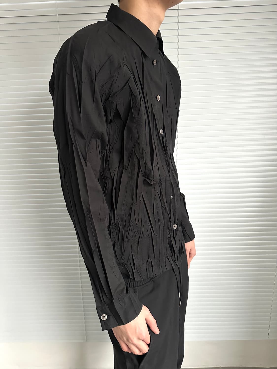 이세이미야케 플리츠플리즈 블랙 셔츠 상품이미지2