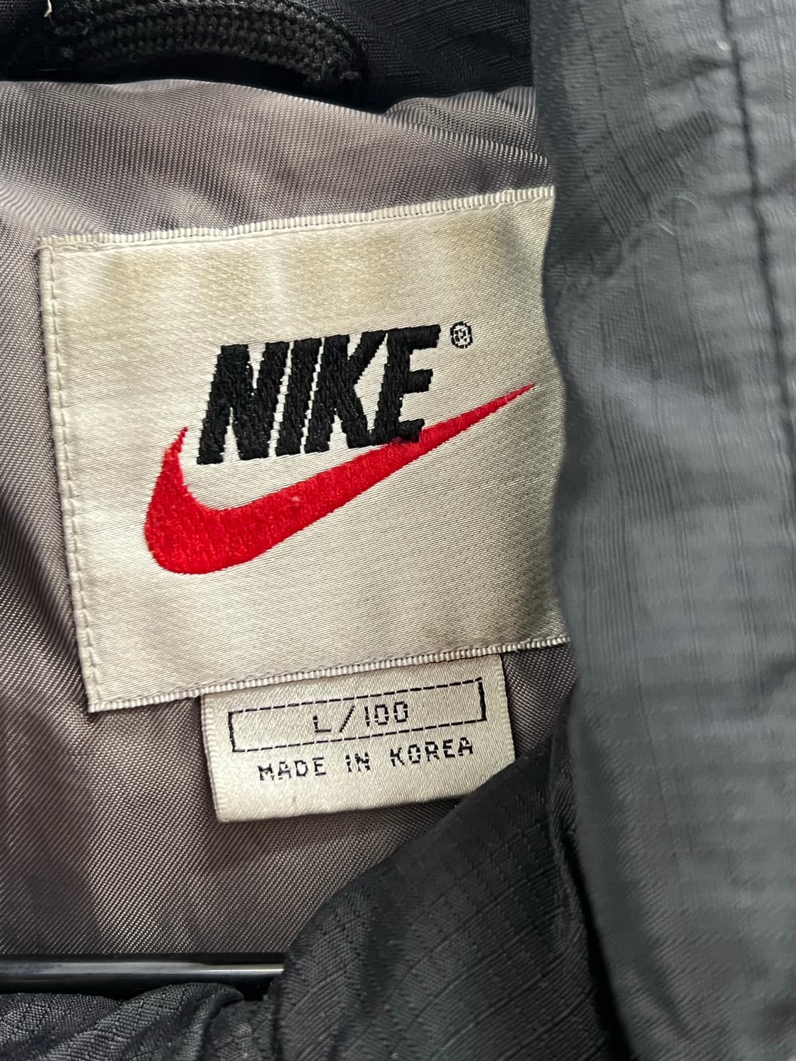 나이키 올드스쿨 00s 스우시 패딩 자켓 블랙 상품이미지5