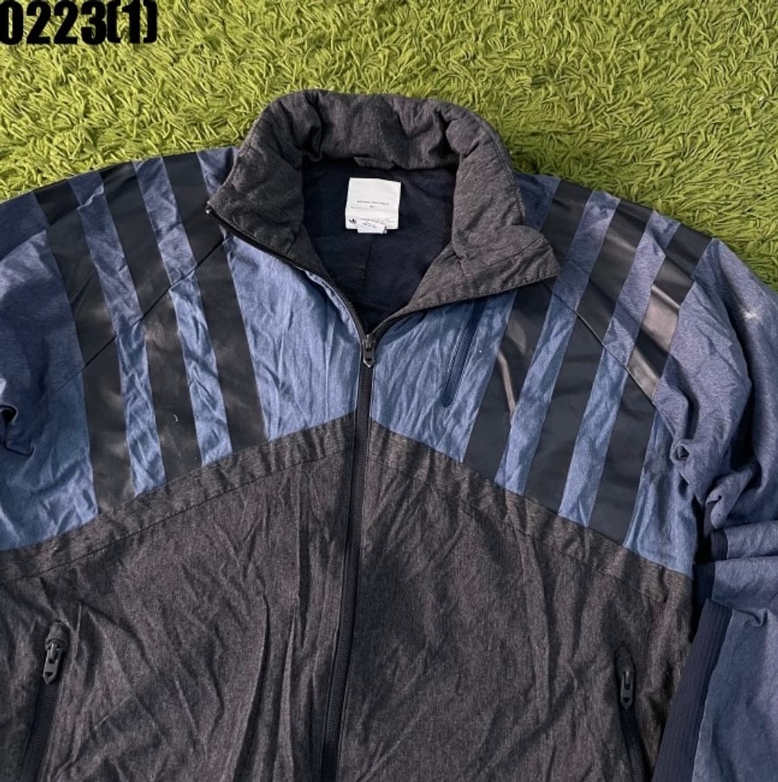 아디다스 화이트 마운티어링 콜라보 바람막이  상품이미지2