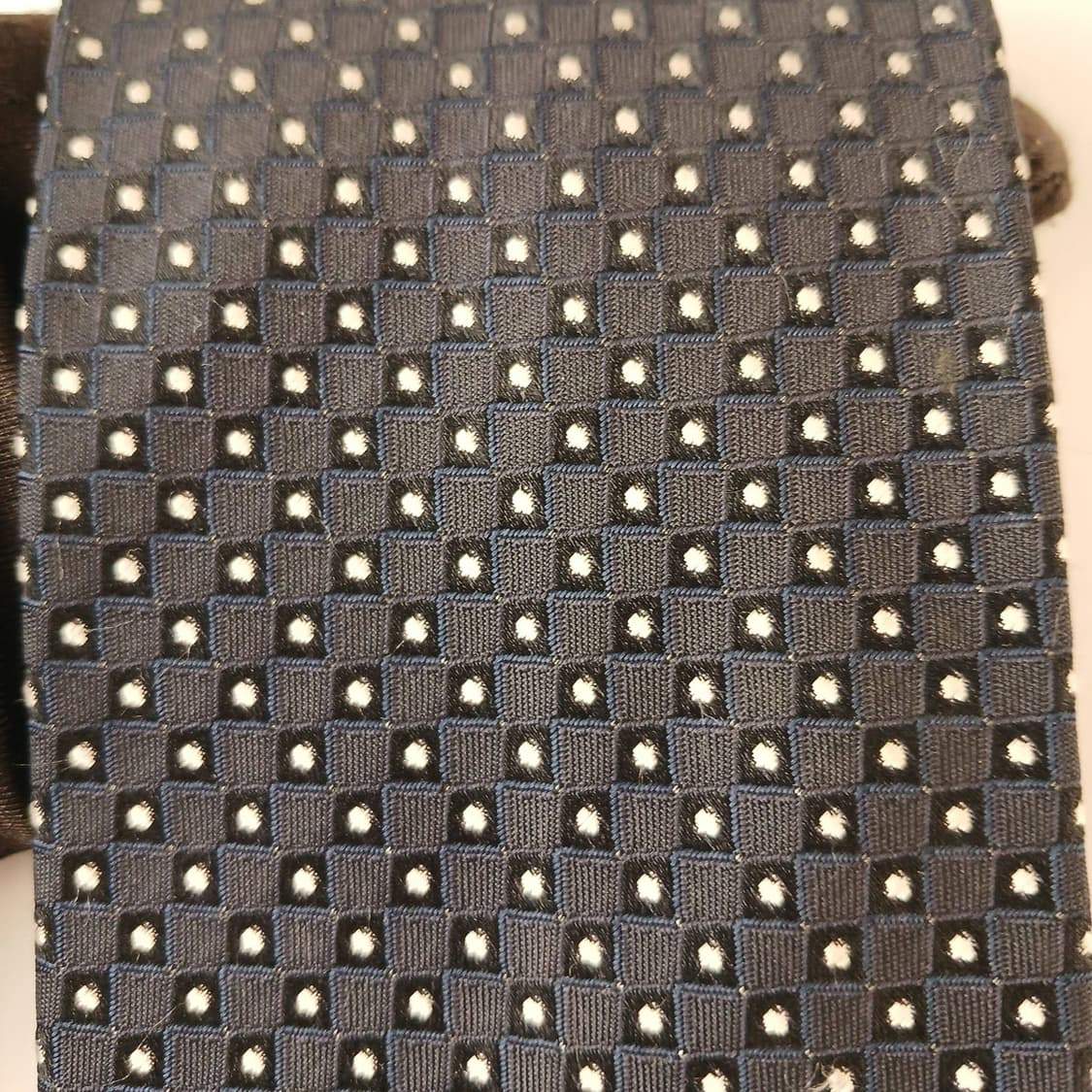 아쿠아스큐텀 실크 네이비 도트 패턴 넥타이 9.4cm B등급 A19574 상품이미지5